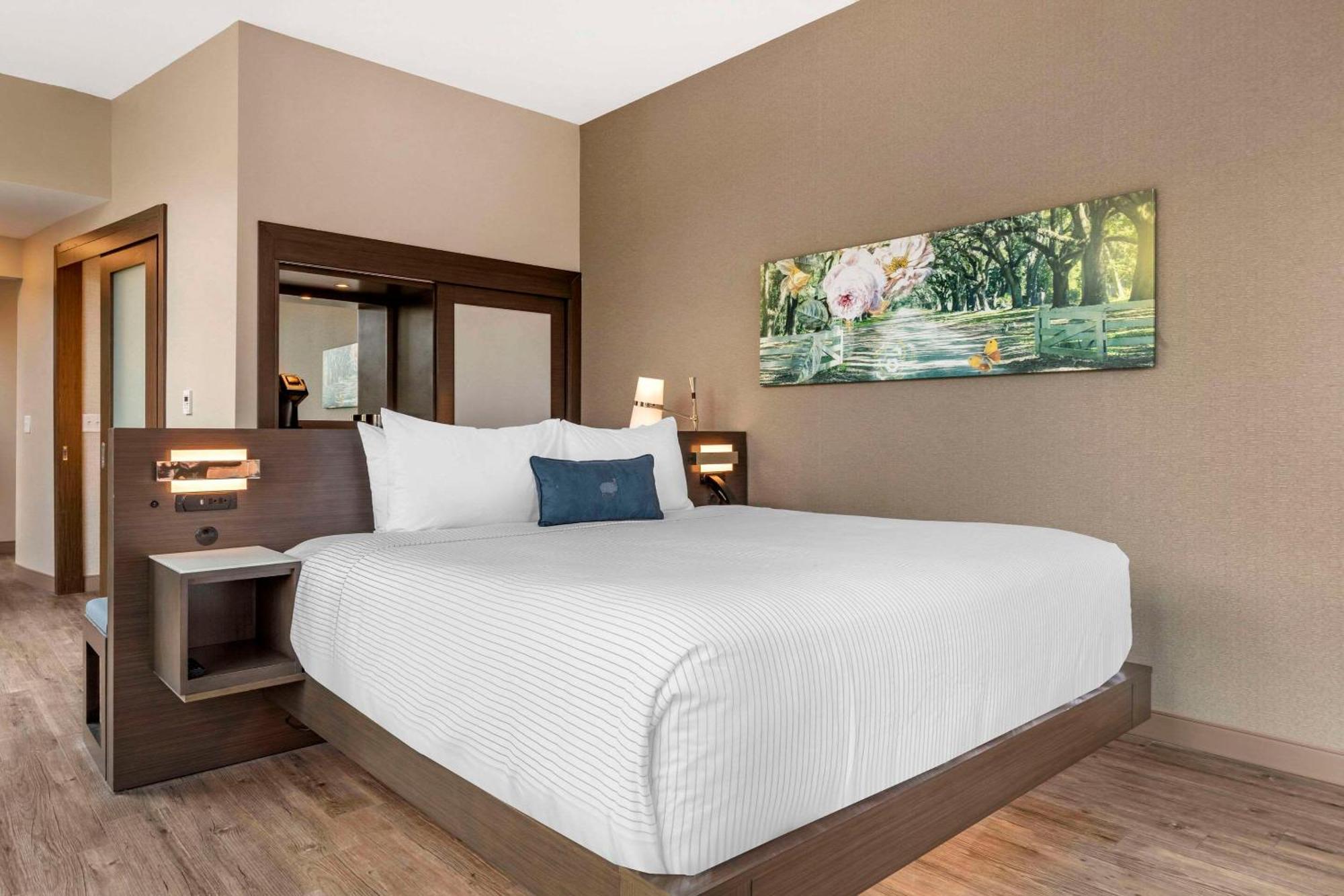Cambria Hotel Savannah Downtown Historic District Buitenkant foto